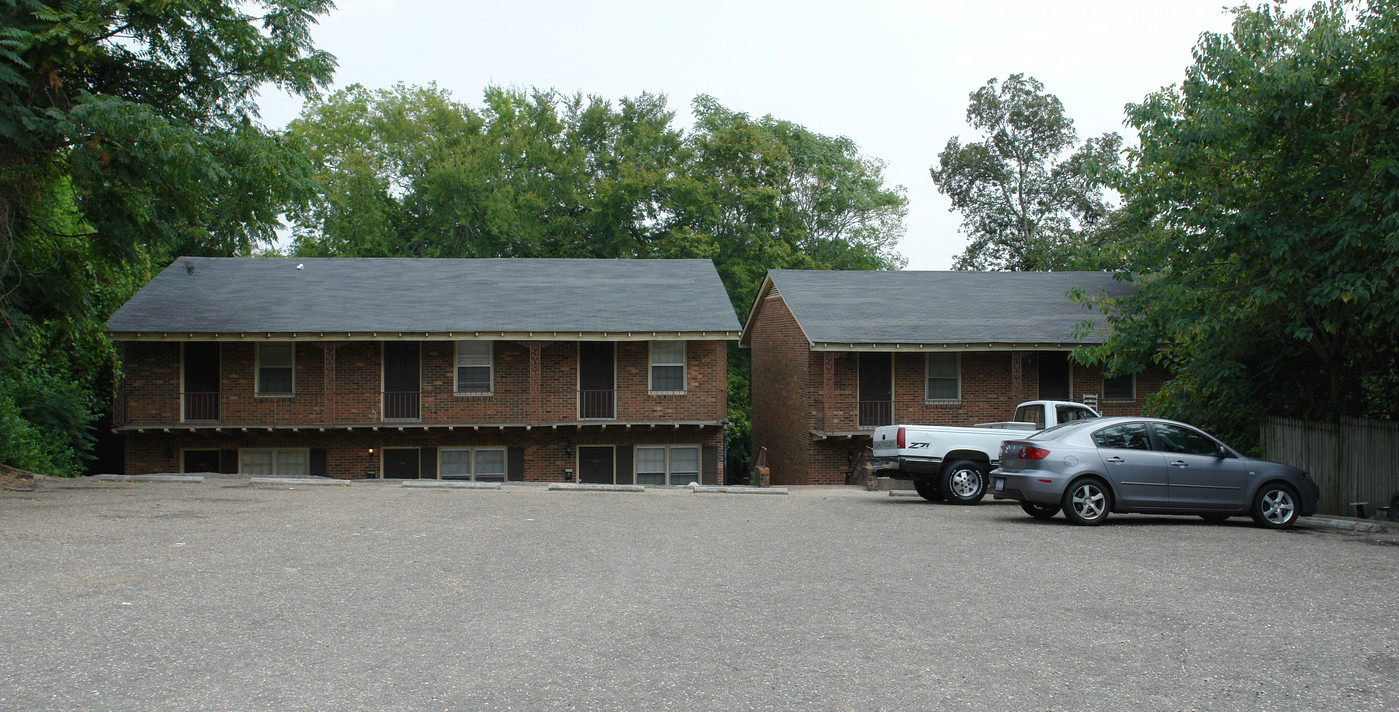 113 Bradford Ave in Fayetteville, NC - Building Photo