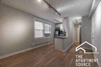 511 W Belmont Ave in Chicago, IL - Building Photo - Building Photo