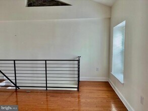 6607 Ridge Ave in Philadelphia, PA - Building Photo - Building Photo