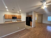 8000 Dancing Sunset Ct in Las Vegas, NV - Building Photo - Building Photo