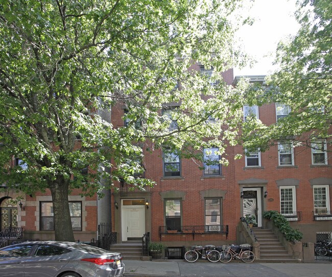 152 Carroll St in Brooklyn, NY - Building Photo - Building Photo