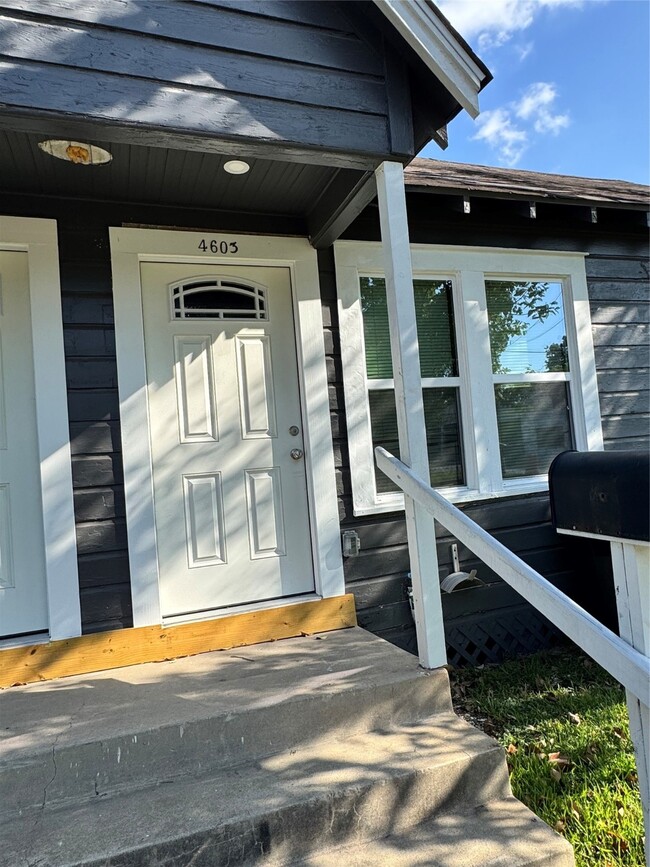 4603 Canal St in Houston, TX - Building Photo - Building Photo