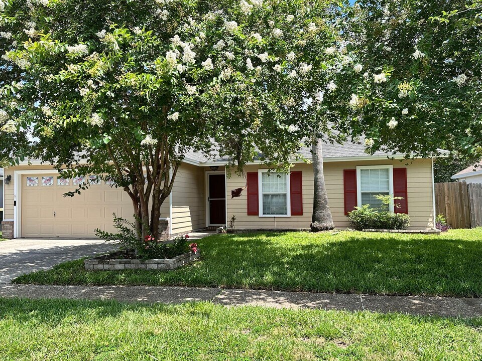 9007 Bridgecreek Dr W in Jacksonville, FL - Building Photo