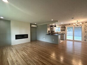 1011 NE 82nd Ave in Vancouver, WA - Building Photo - Building Photo