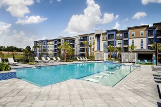 Verve in Wesley Chapel, FL - Foto de edificio - Building Photo