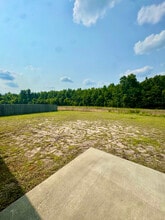 186 Cherokee Oaks Xing in Hinesville, GA - Foto de edificio - Building Photo