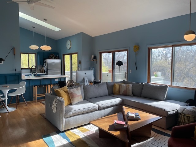 property at 13684 S Thorn Crk Dr