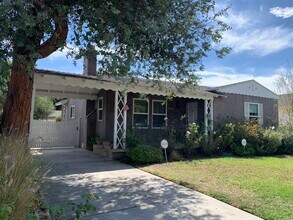10564 Ayres Ave in Los Angeles, CA - Building Photo - Building Photo