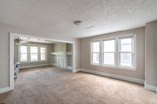 1474 N 5th St in Columbus, OH - Building Photo