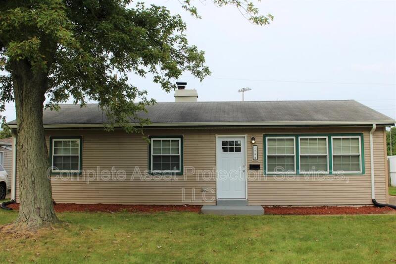 7752 Catalpa Ave in Hammond, IN - Building Photo