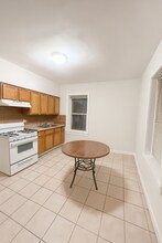 4321 W Thomas St, Unit 1 in Chicago, IL - Building Photo - Building Photo