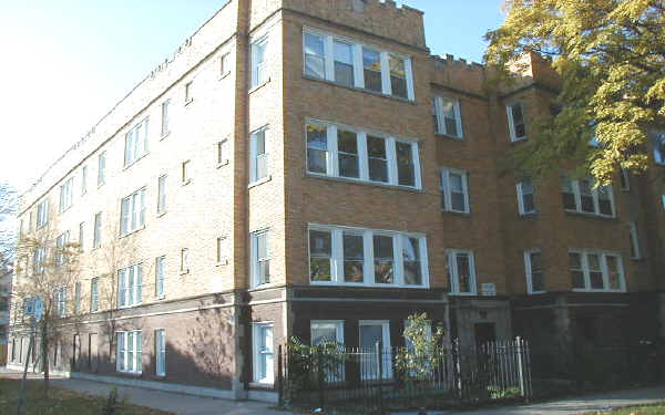 3547 W Dickens Ave in Chicago, IL - Foto de edificio