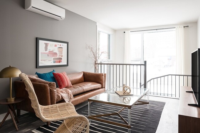 property at 2085 Av. Papineau