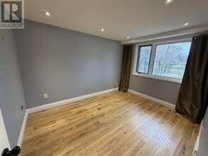 623 Trafford Crescent in Oakville, ON - Building Photo - Building Photo