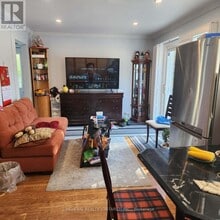 130 Edmonton Dr in Toronto, ON - Building Photo - Building Photo
