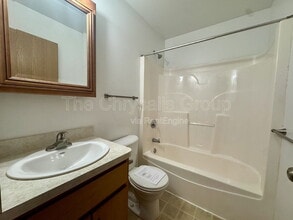 1101 Carrie Ln in Marseilles, IL - Building Photo - Building Photo