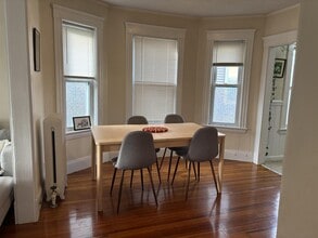 9 Orrin St, Unit 1 in Cambridge, MA - Foto de edificio - Building Photo