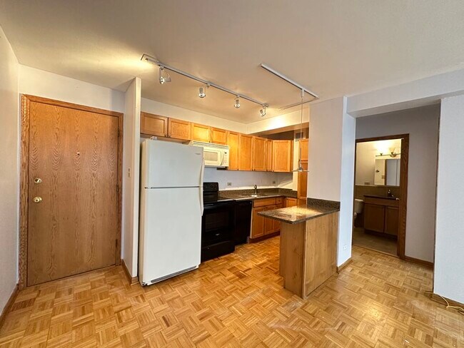 4180 N Marine Dr in Chicago, IL - Building Photo - Building Photo