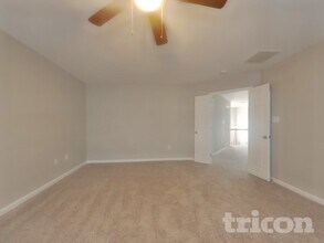 4116 Killington Ct, Unit 1325 in Waldorf, MD - Foto de edificio - Building Photo