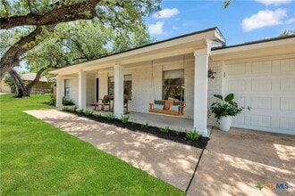 513 Santa Clara Rd in Salado, TX - Building Photo - Building Photo