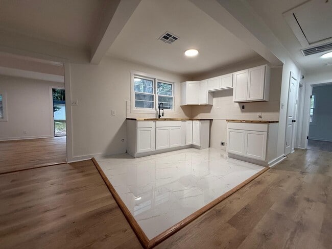 308 Nottingham Rd in Montgomery, AL - Building Photo - Building Photo