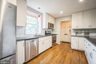 2901 Mosby St in Alexandria, VA - Building Photo - Building Photo