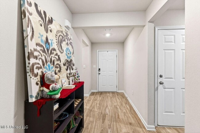 1086 Enclave Cir, Unit WX023 in Long Beach, MS - Building Photo - Building Photo