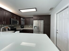 1741 NW 107th Way in Plantation, FL - Building Photo - Building Photo