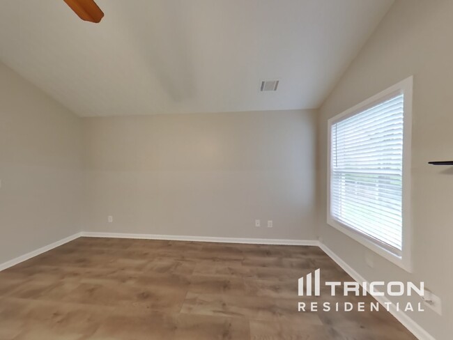 1512 Riverglen Dr in Loganville, GA - Building Photo - Building Photo