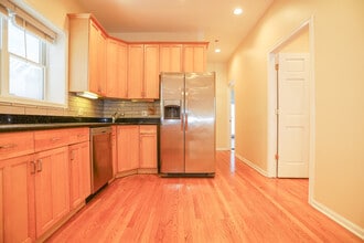 1119 W Addison St in Chicago, IL - Building Photo - Building Photo