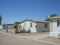 Las Casitas Mobile Home Park in Casa Grande, AZ - Foto de edificio - Building Photo