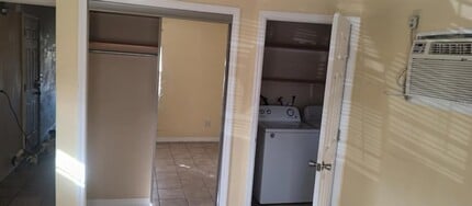 1215 Skyview Blvd in Lakeland, FL - Building Photo - Building Photo