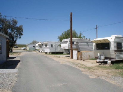 Shady Elms Mobile Home Park in Twentynine Palms, CA - Foto de edificio - Building Photo