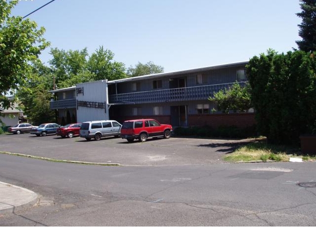 516 NW Bailey Ave in Pendleton, OR - Building Photo