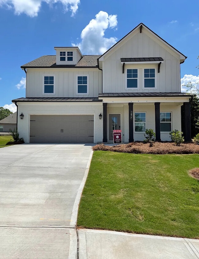 Room in House on Br Crk Cv in Flowery Branch, GA - Building Photo - Building Photo