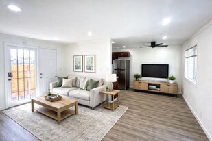 20443 Meekland Ave in Hayward, CA - Building Photo