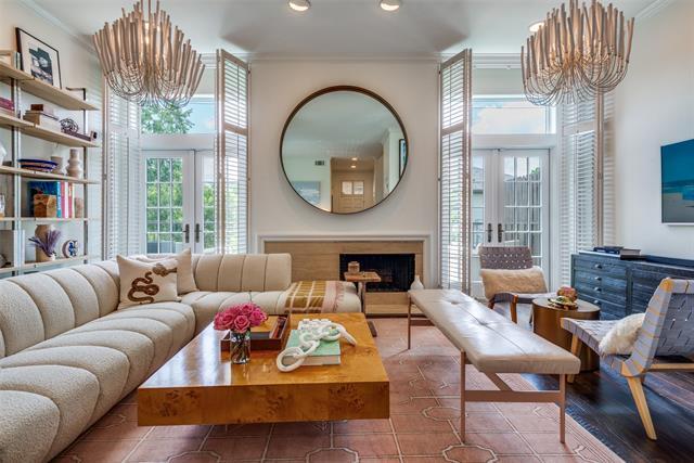 property at 3940 Hawthorne Ave