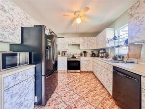 1219 Kempton Chase Pkwy in Orlando, FL - Building Photo - Building Photo