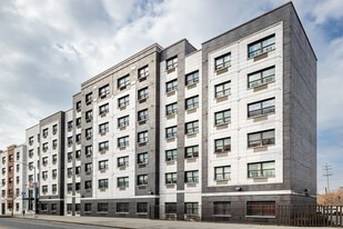 12911 Jamaica Ave in Richmond Hill, NY - Building Photo