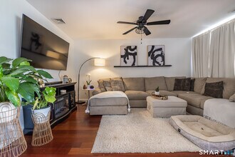 90 2nd St in Fairfield, CT - Building Photo - Building Photo