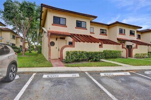 4736 NW 90th Ave in Sunrise, FL - Building Photo