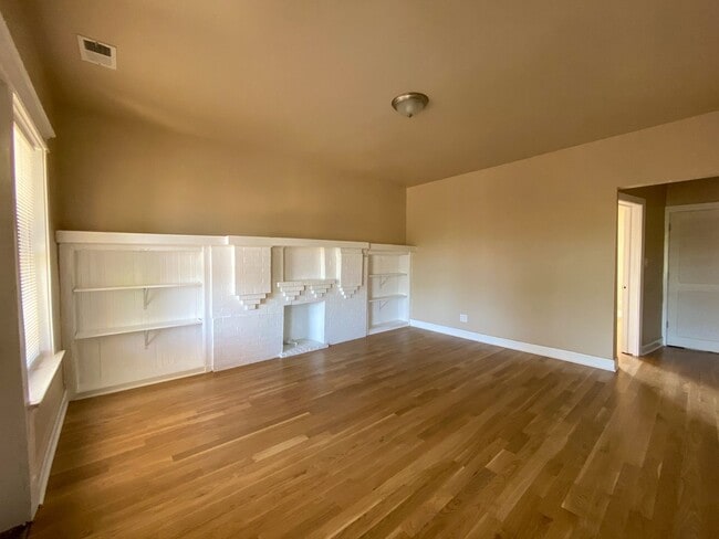 7334 S Lowe Ave, Unit 3 in Chicago, IL - Foto de edificio - Building Photo