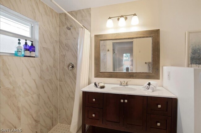 property at 552 105th Ave N