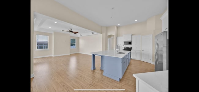 5556 Vintage View Blvd in Lakeland, FL - Building Photo - Building Photo