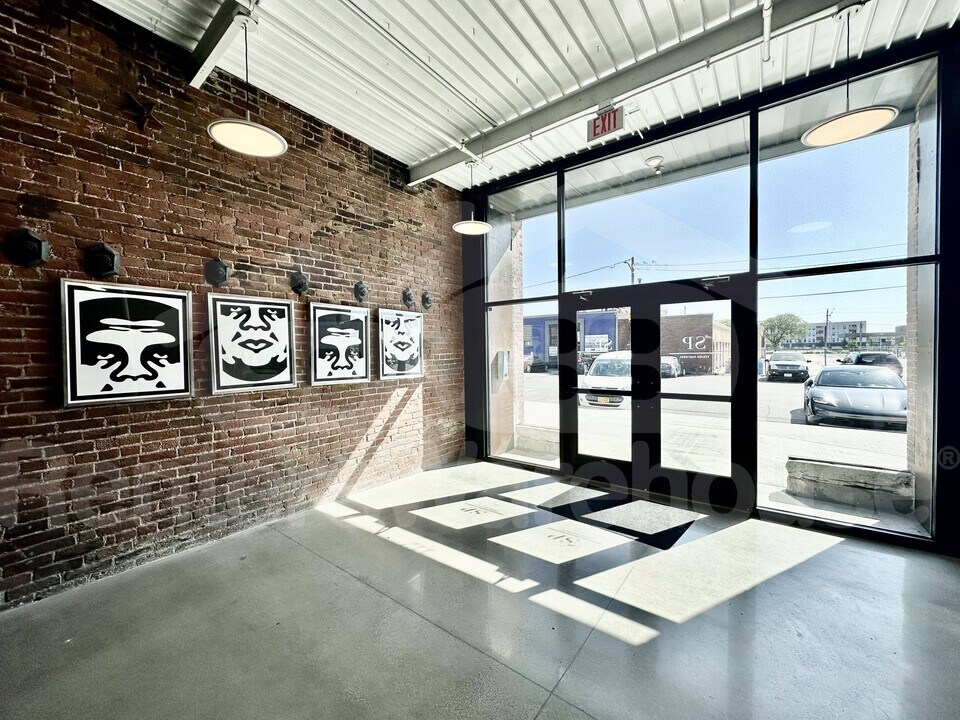 112 SE 4th St in Des Moines, IA - Building Photo