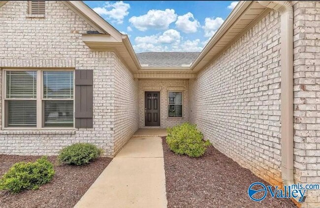 203 Portrait St in Meridianville, AL - Building Photo - Building Photo