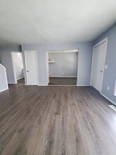 18640 Dean Ave in Detroit, MI - Building Photo - Building Photo