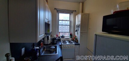 89 Park Dr, Unit 17 in Boston, MA - Building Photo - Building Photo