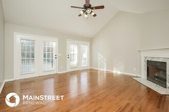 228 Woodmaker Ct, Unit 1 in Nashville, TN - Foto de edificio - Building Photo