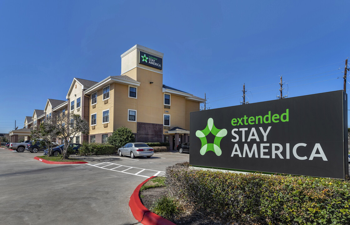 Furnished Studio-Houston - Westchase - Ric in Houston, TX - Foto de edificio